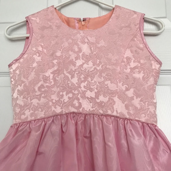Pink Girls Dress Size 7-8 Embroidery Detail - Picture 2 of 6